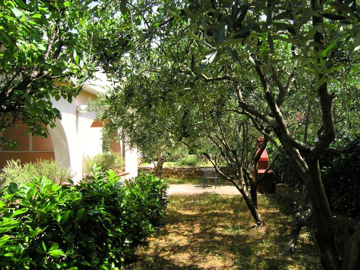 Apartments Sokolovic Krk Town Exterior photo