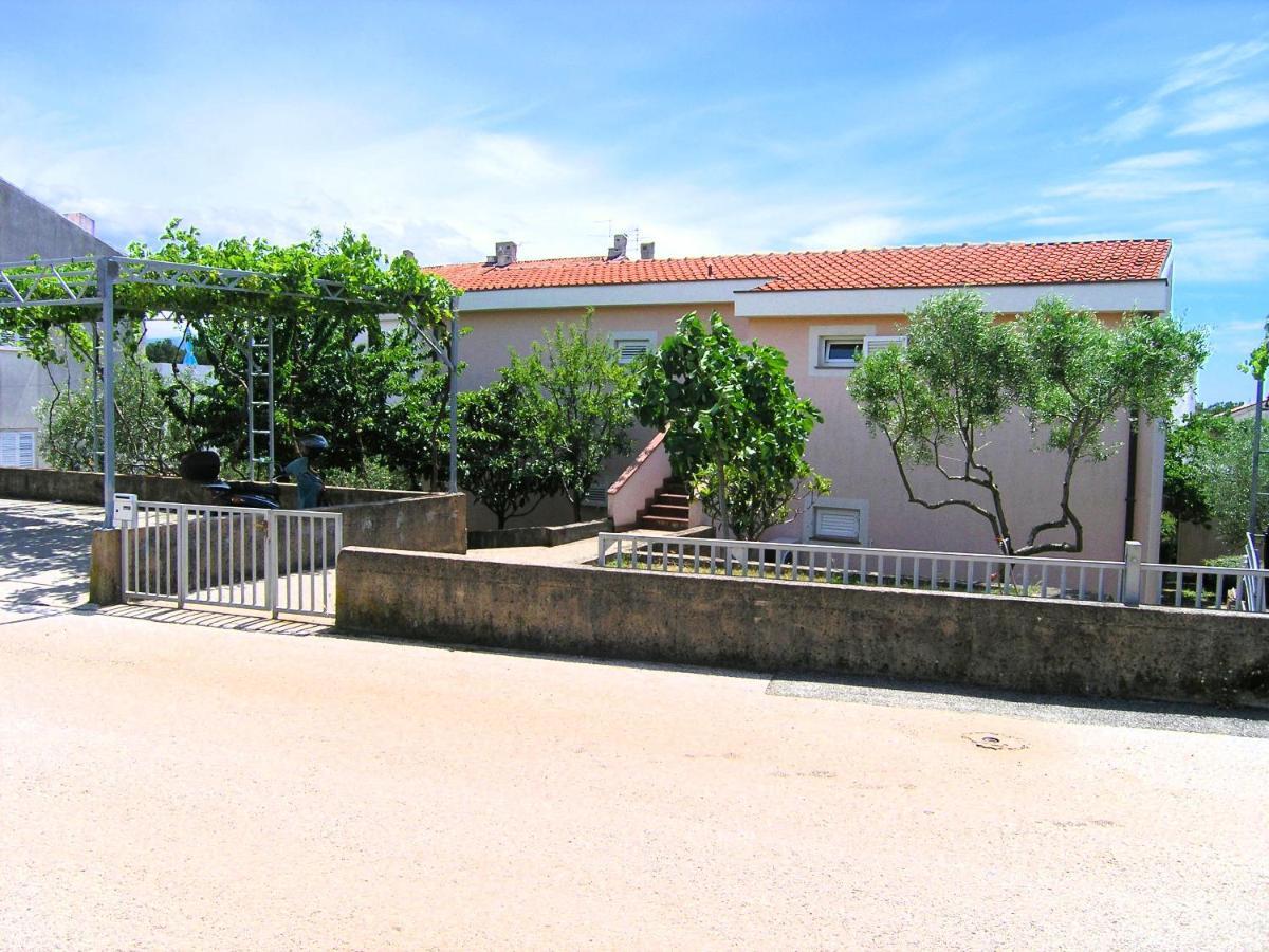 Apartments Sokolovic Krk Town Exterior photo
