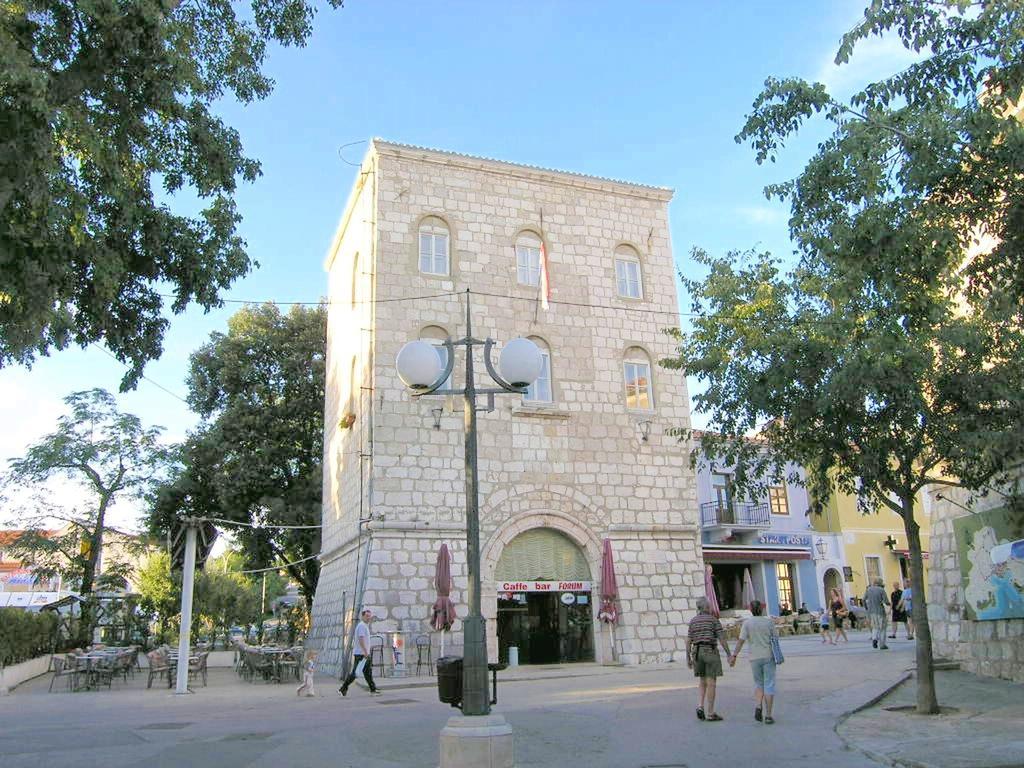 Apartments Sokolovic Krk Town Exterior photo