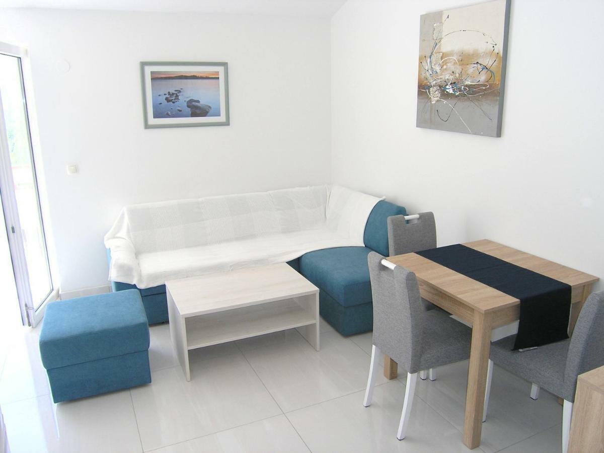 Apartments Sokolovic Krk Town Exterior photo