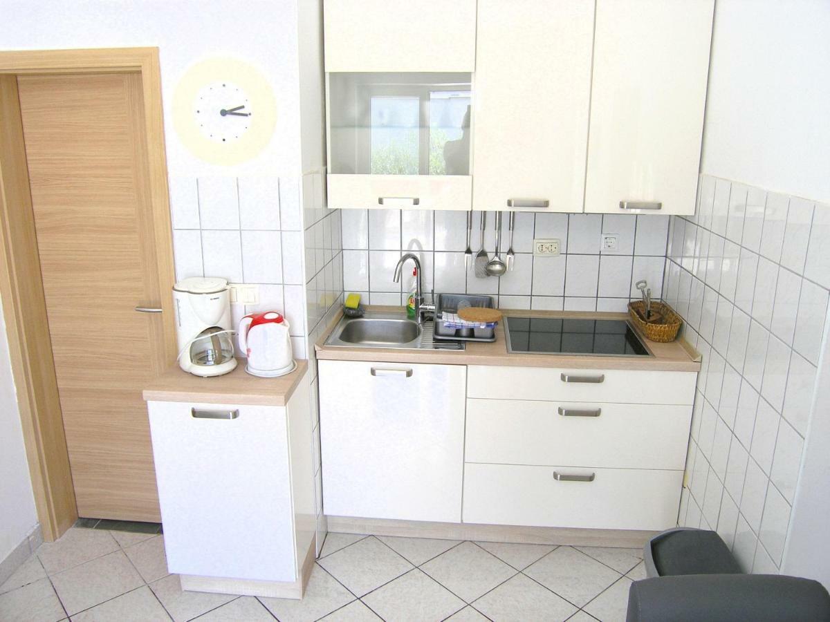 Apartments Sokolovic Krk Town Exterior photo